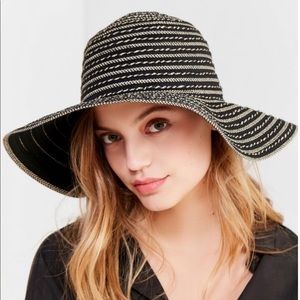 UO Urban Outfitters Wide Brim hat